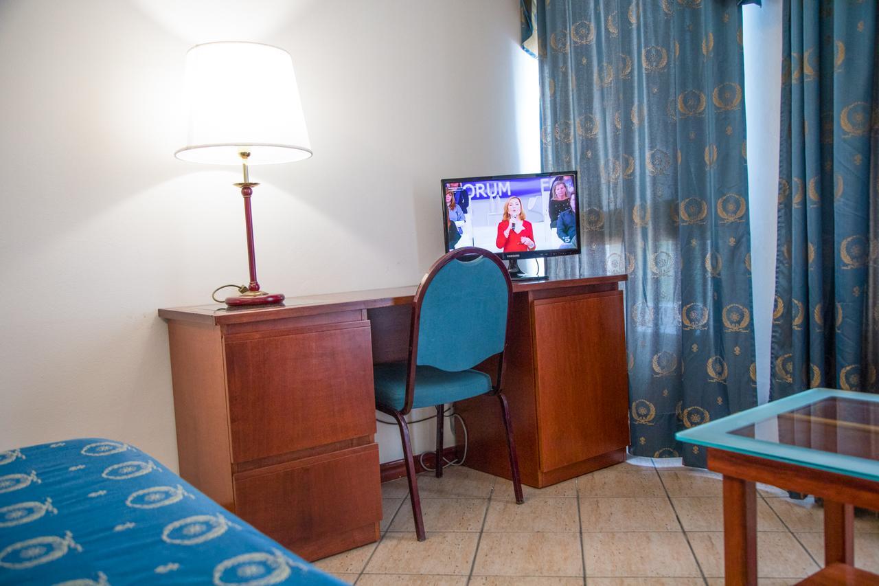 Assinos Palace Hotel Giardini Naxos Eksteriør bilde